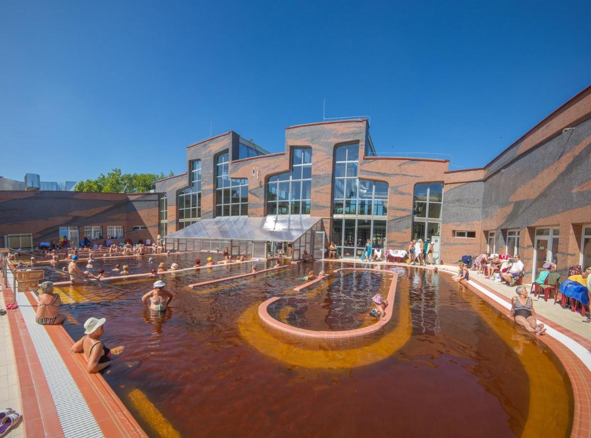 Hungarospa Thermal Camping Mobilhaz Hajdúszoboszló Buitenkant foto